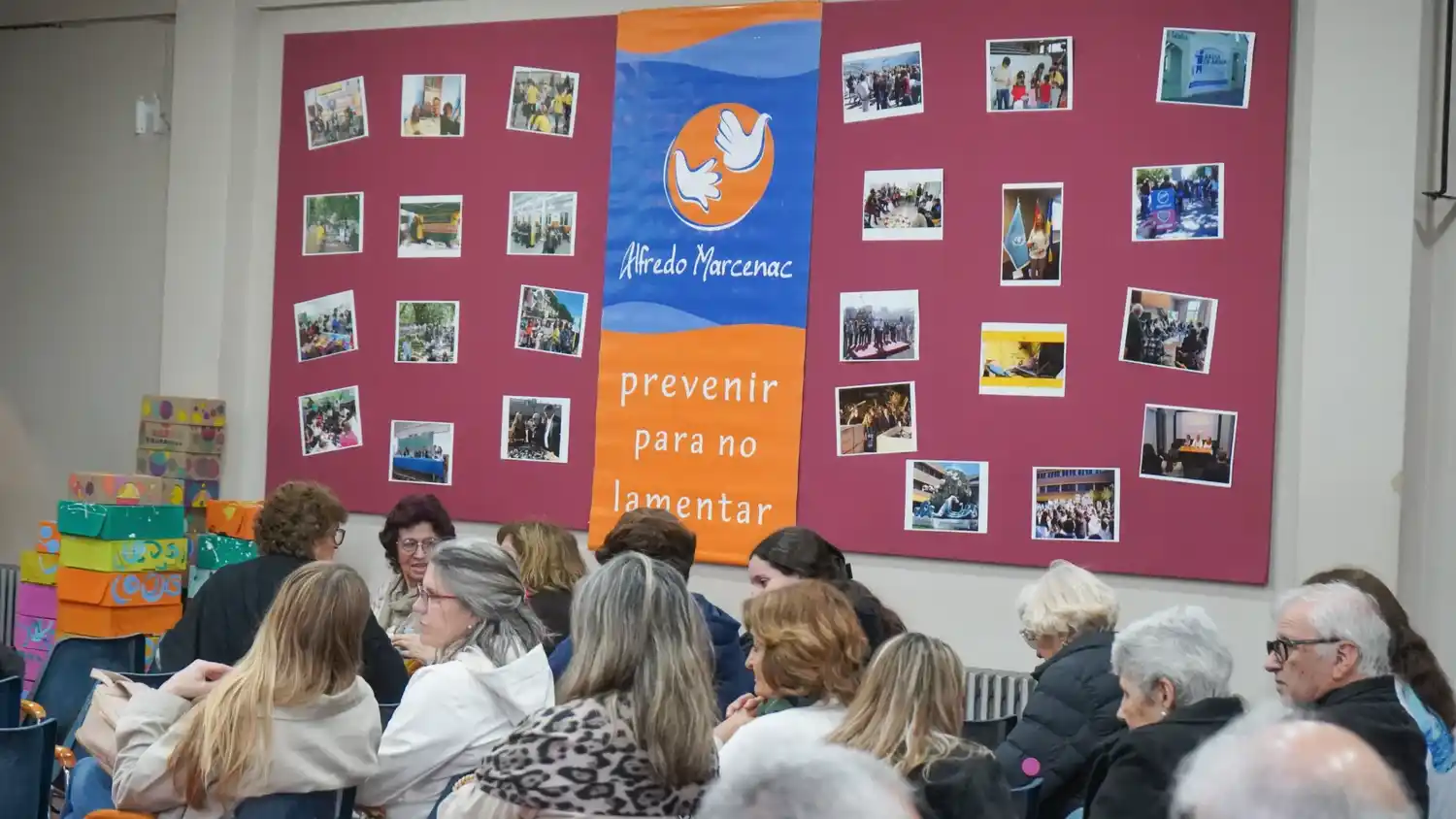 En el auditorio del Centro Cultural. Se realizó el Congreso Callejero "Necochea construye paz"