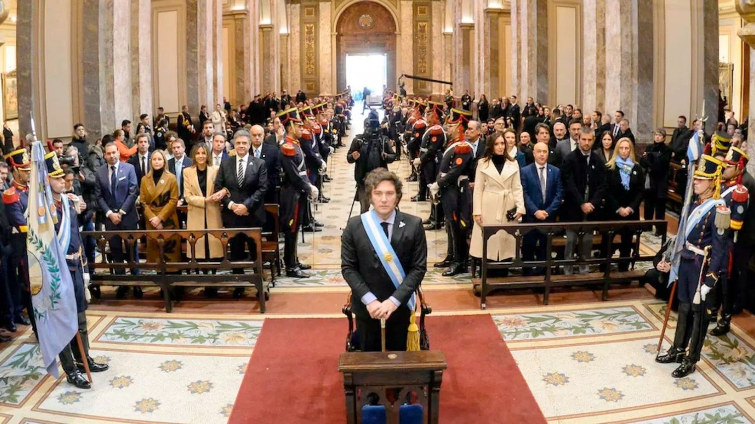 El Presidente Milei y su Gabinete participaron del Tedeum 2025 por el 25 de Mayo