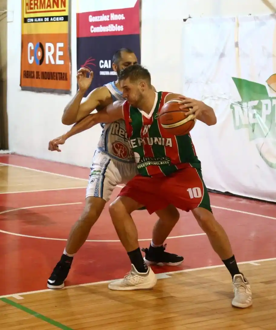 Neptunia busca cerrar el año con un triunfo ante un necesitado Peñarol