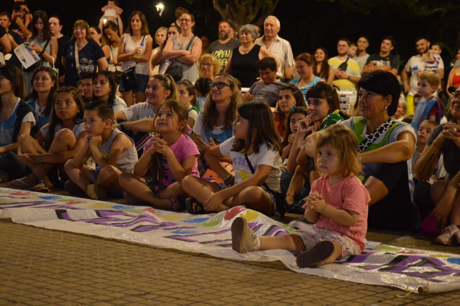 Segunda Marcha de las Infancias con la actuación de la Triple Orquestina Ilustrada