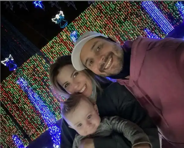 Wanda D'Isidoro junto a su hijo Andrea y su esposo, Eddie Thomas. Foto: Instagram