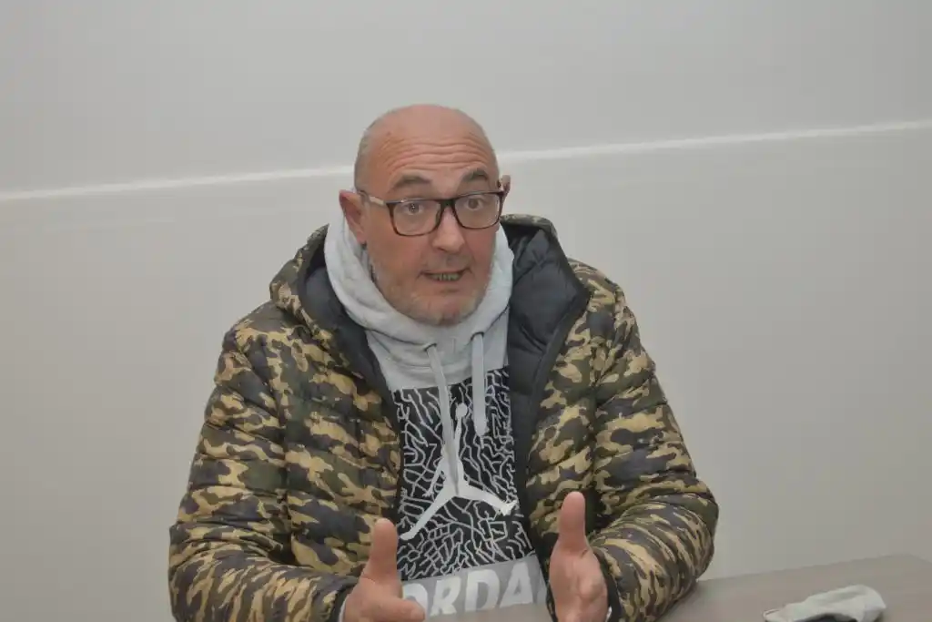 “Hay que tomar riesgos, el chico tiene que salir de la casa”