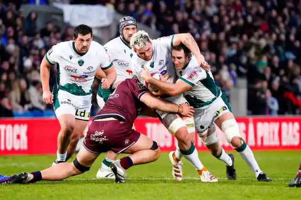 Gran triunfo de Pau frente al líder Bordeaux