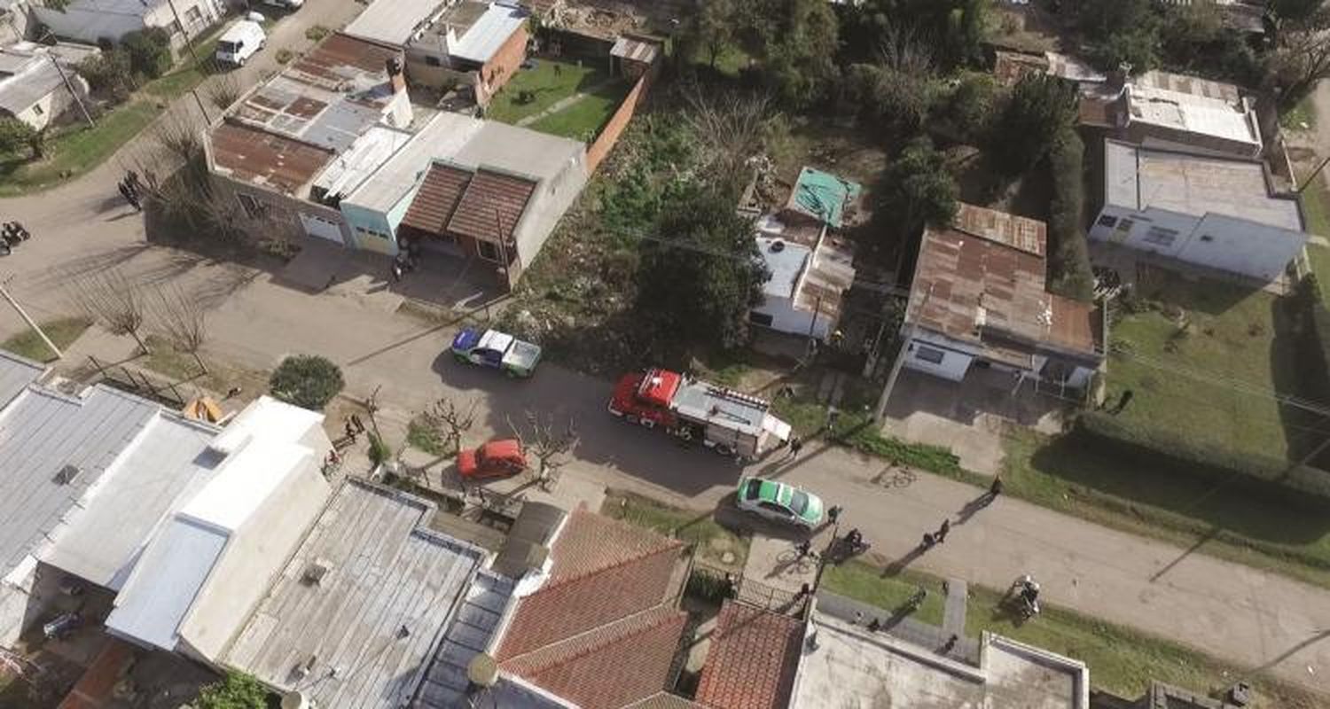 La golpeó, le quiso quemar la casa y la amenaza