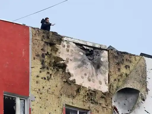 Al menos un muerto y una decena de heridos por un ataque con drones ucranianos a las afueras de Moscú