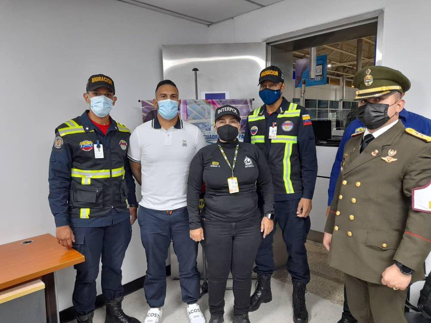 Así deportaron a alias “Tirsito” de la megabanda “Los Meleán”
