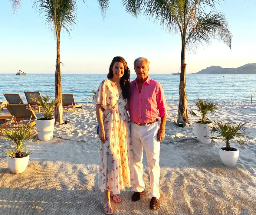 Phillippe y su hija Victoria, encargada de dar a conocer la noticia