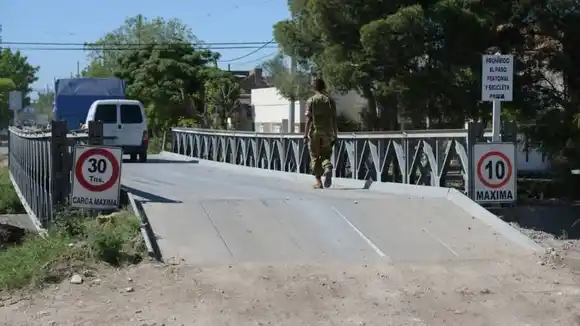 Defensa justificó el cobro del alquiler de puentes en Bahía Blanca y apuntó contra Kicillof y el intendente