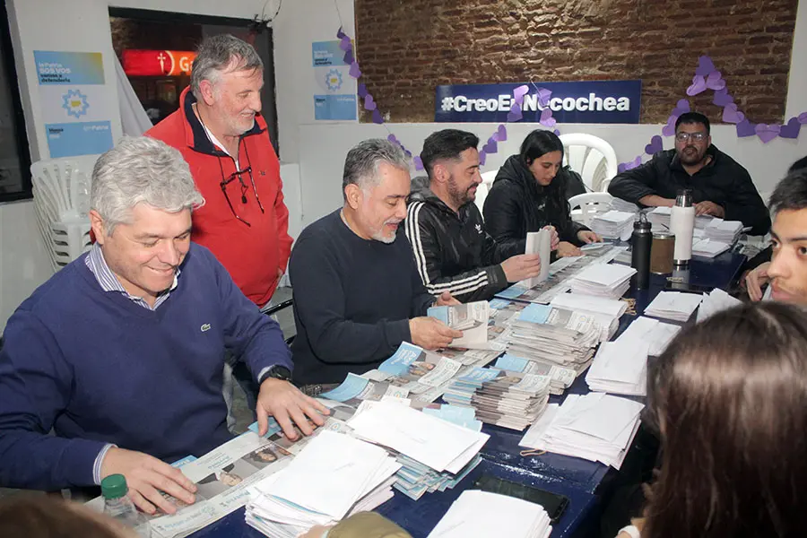Velázquez con instituciones y vecinos en los últimos días