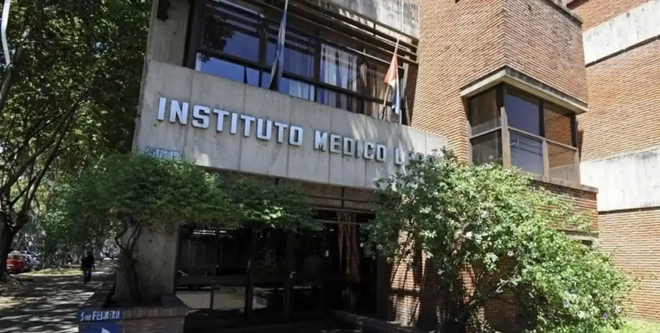 La víctima fue trasladada al Instituto Médico Legal (IML) para ser sometida a autopsia.
