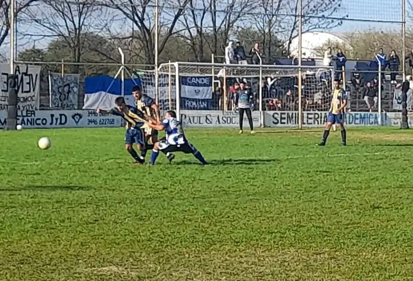 Todos los resultados de una nueva fecha del fútbol de Gualeguaychú: cómo quedó el campeonato