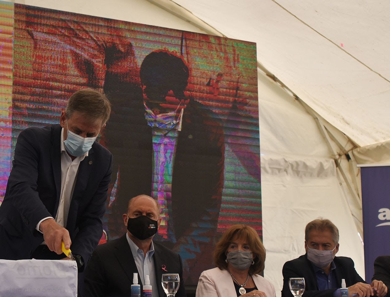 Jatón: “Esta obra permitirá que todos los santafesinos tengan agua potable”