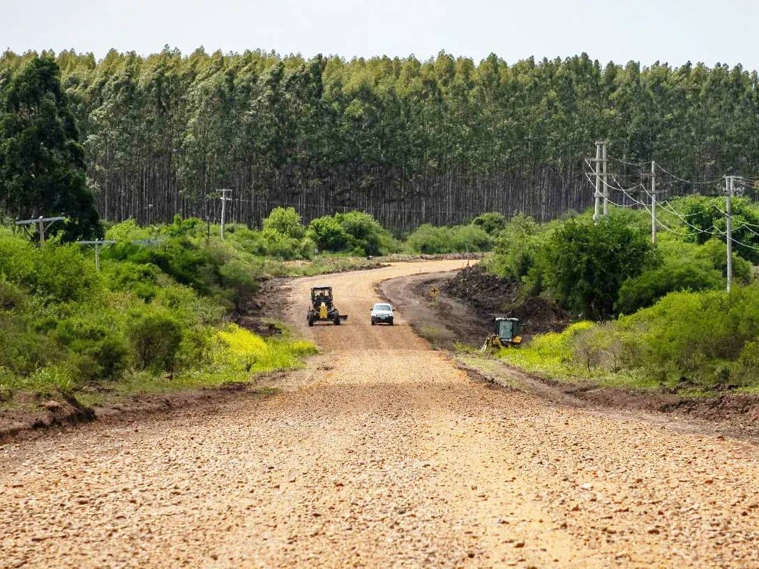 Se conocerán las ofertas para el transporte y distribución de material calcáreo en caminos rurales