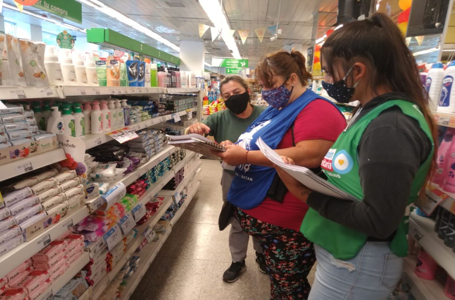 Casi 30 mil firmas marplatenses para congelar precios de alimentos y tarifas
