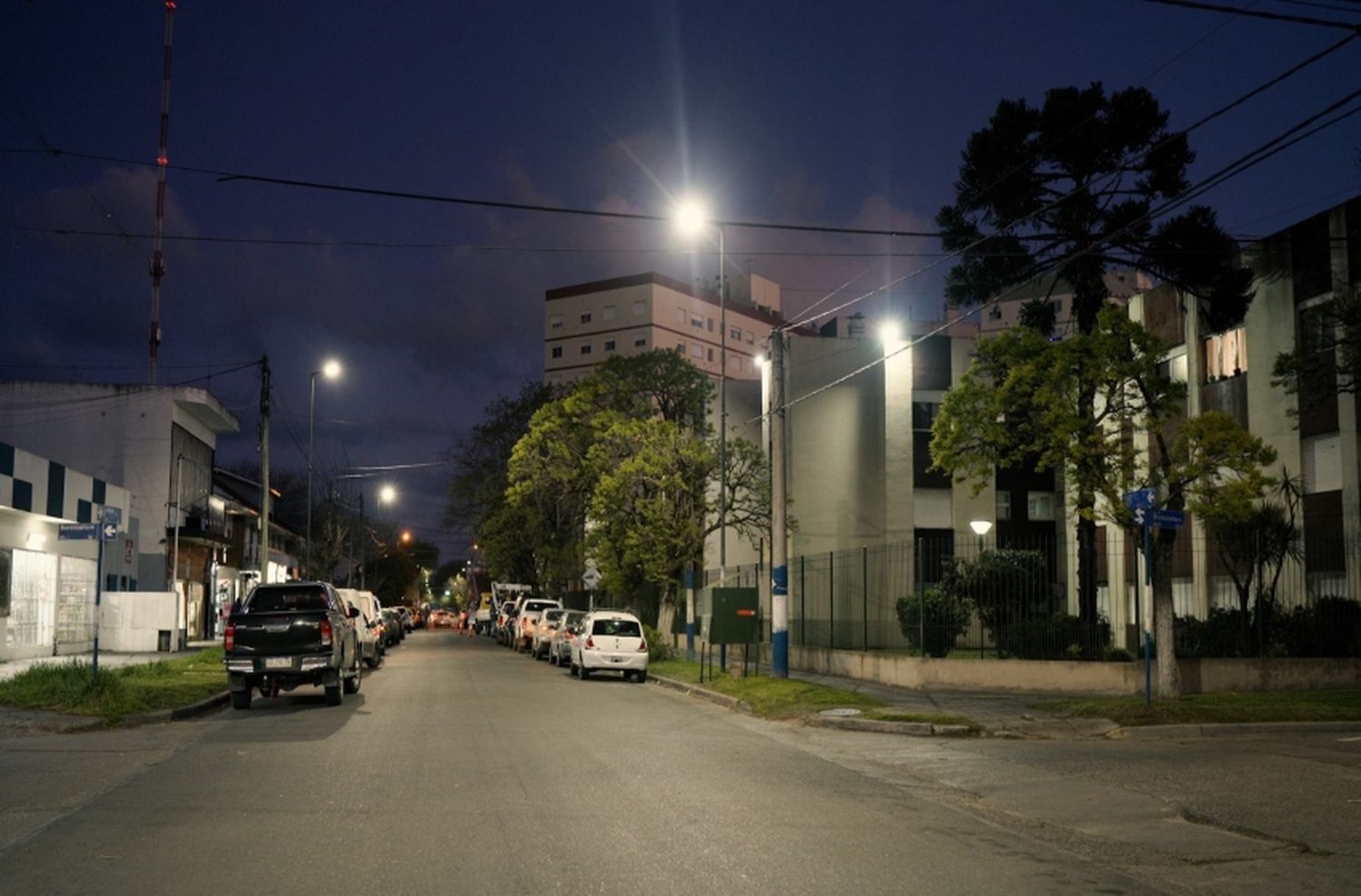 Avanzan las obras de iluminación 100% LED de distintos barrios de Mar del Plata