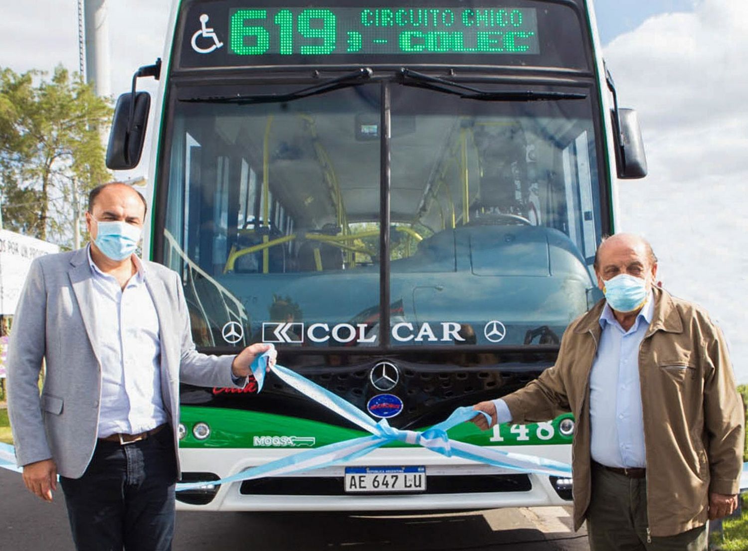 Berazategui: Intendente Mussi inauguró nuevo ramal de la línea 619 y expresó que "en el colectivo no hay grietas"