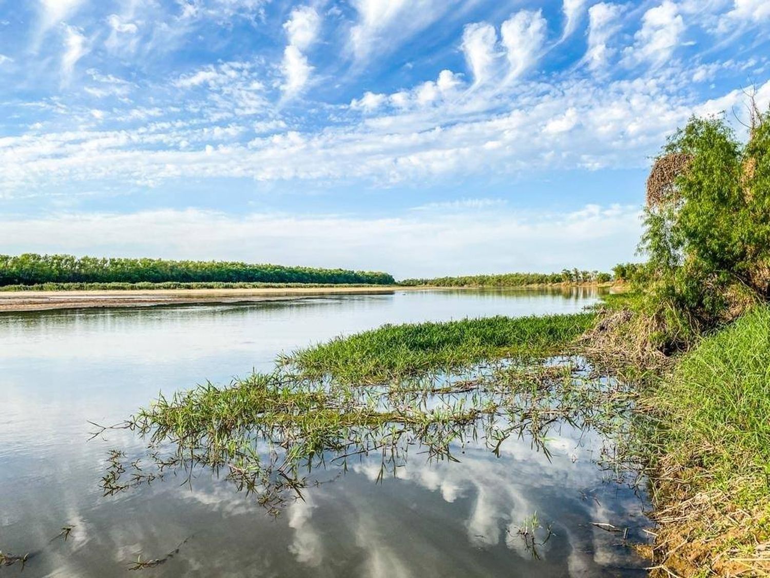 Cerraron temporalmente el Paraje "La Jaula" por la creciente del río Paraná