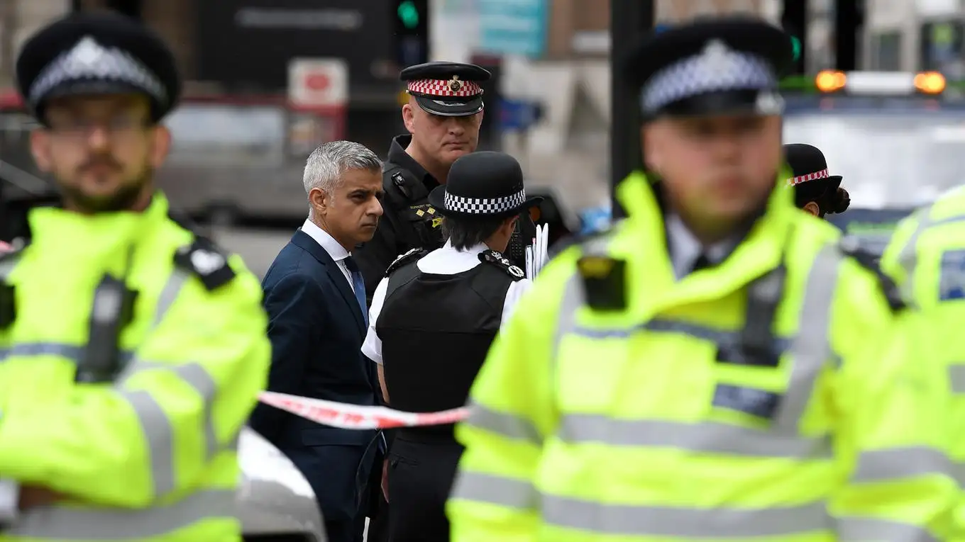 El plan de Theresa May para terminar con el terrorismo