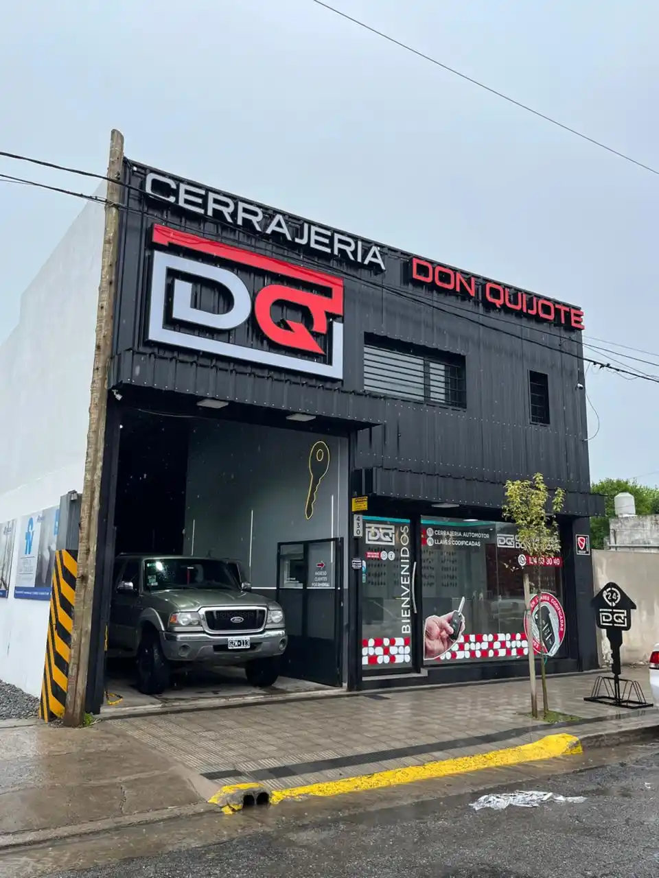 Nueva sucursal de Cerrajería Don Quijote.