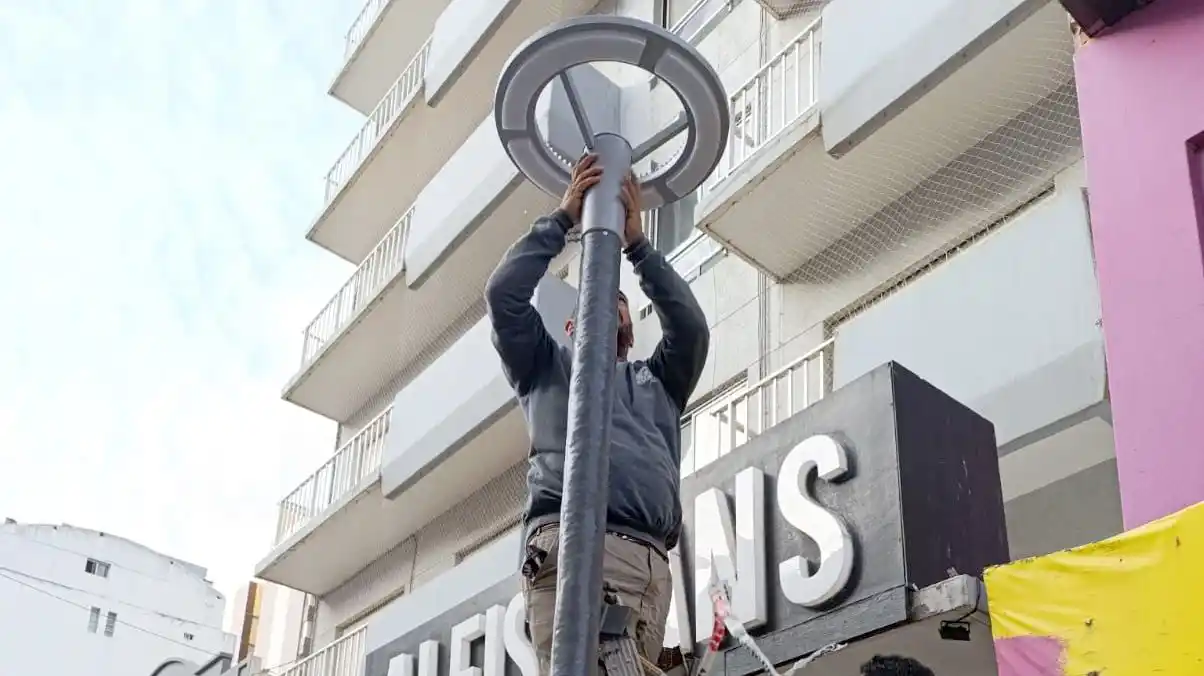 Trabajos. En las peatonales