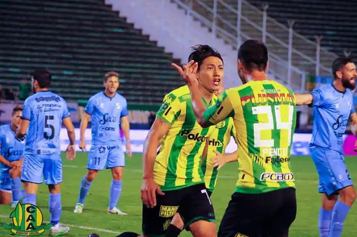 Pablo Lugüercio anotó el gol, pero luego se retiró lesionado. (Foto: Club Aldosivi)