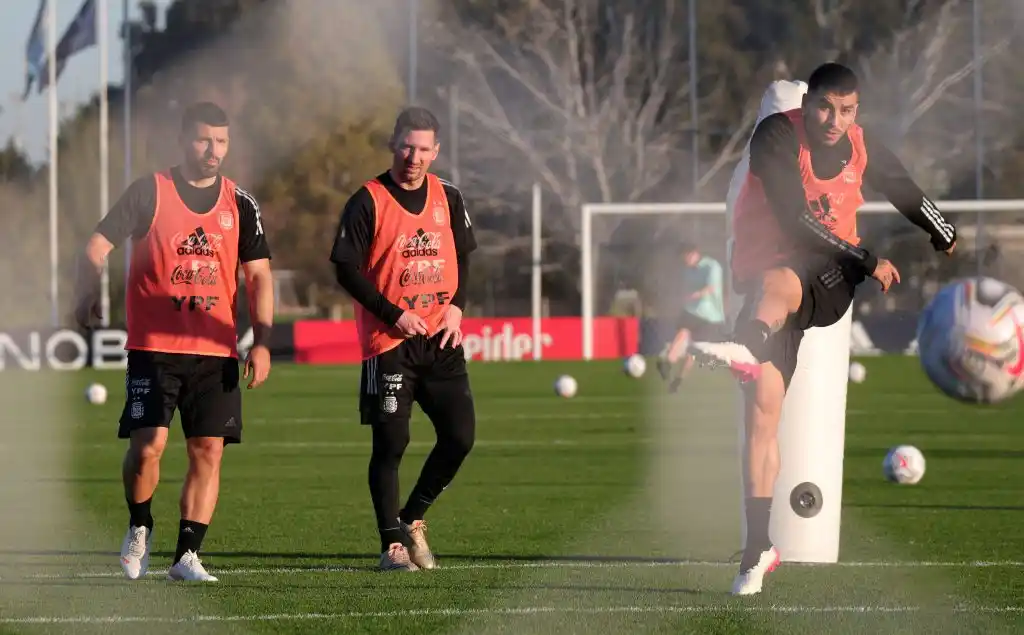 La selección entrena y vuela con destino a Río
