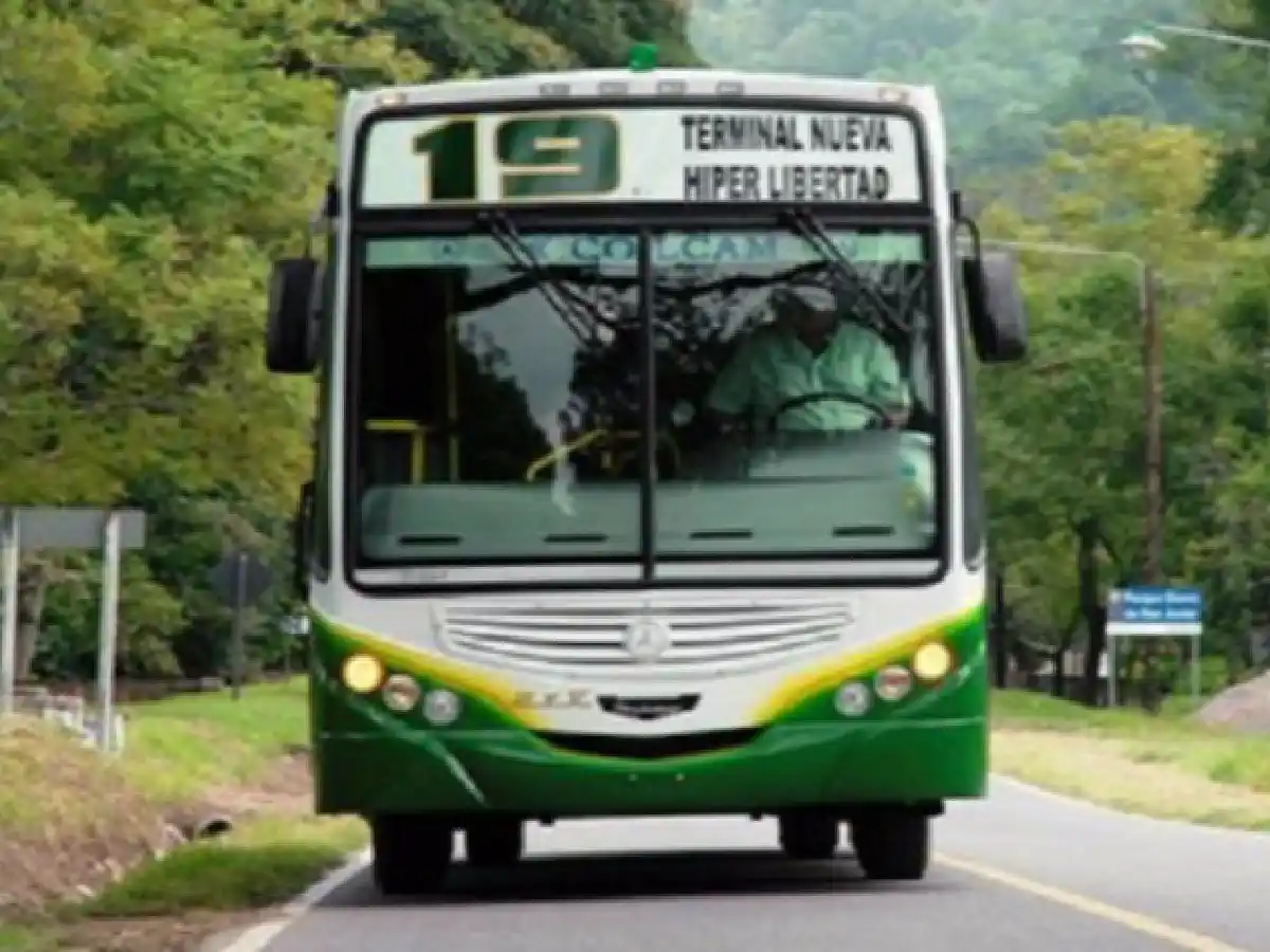 Tucumán: intentaron secuestrar un colectivo para ir a un velorio