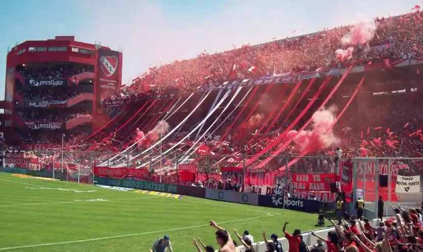 Independiente espera abrir el mercado con Jonás Gutierrez, mientras se prepara para la Sudamericana