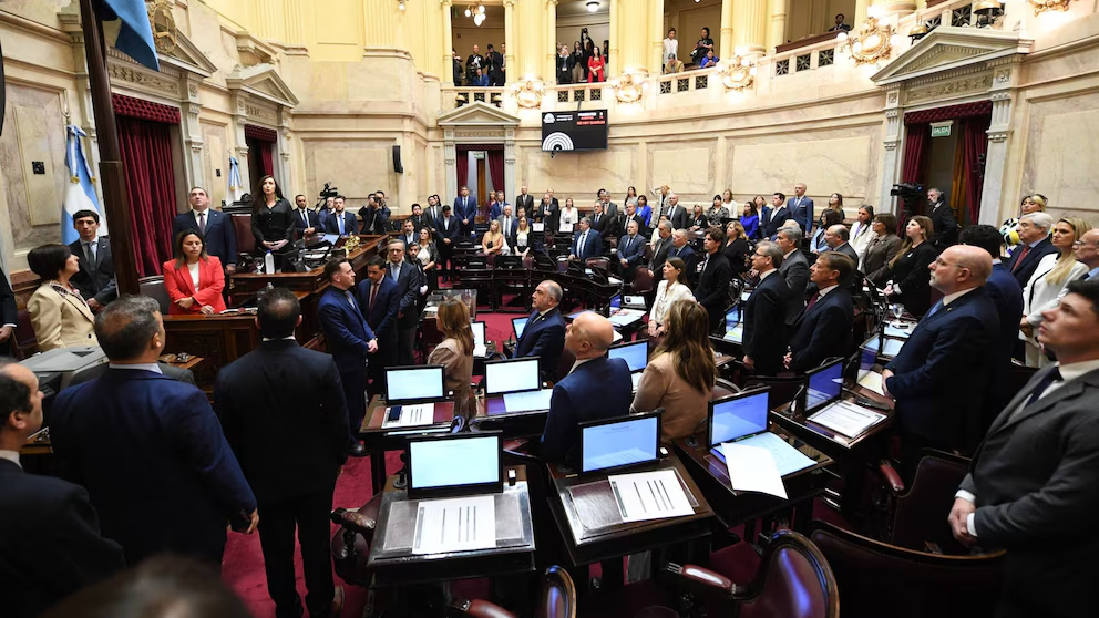 El senado ya sesiona para rechazar los vetos de Milei al financiamiento del Garrahan y universidades