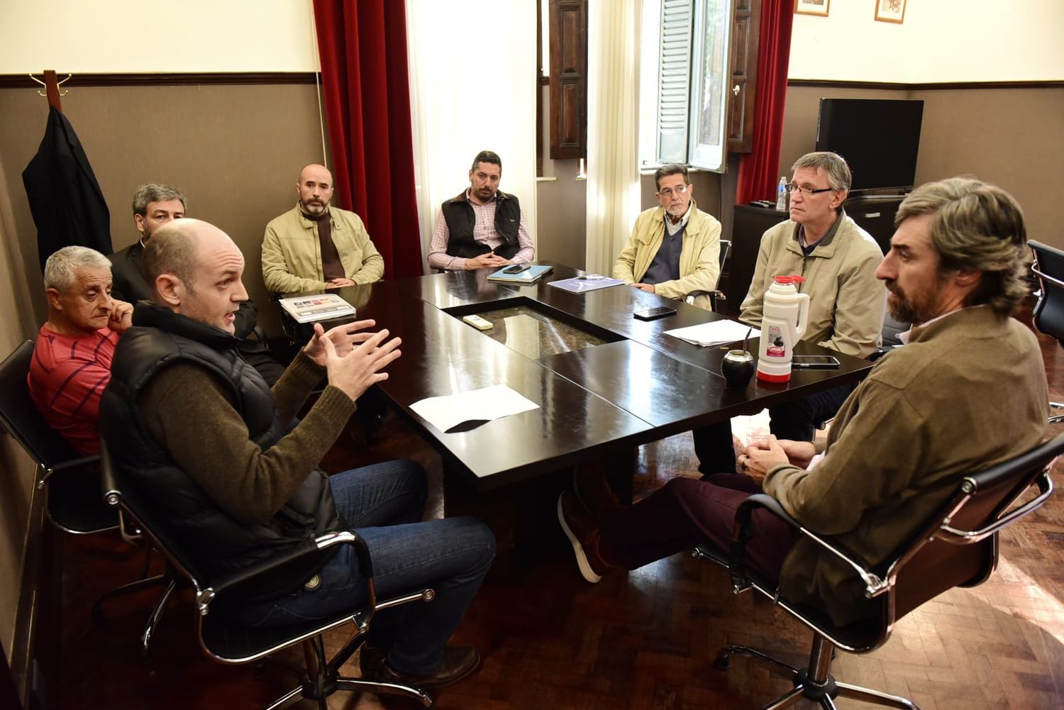 Giano se reunió con representantes del Colegio de Médicos Veterinarios