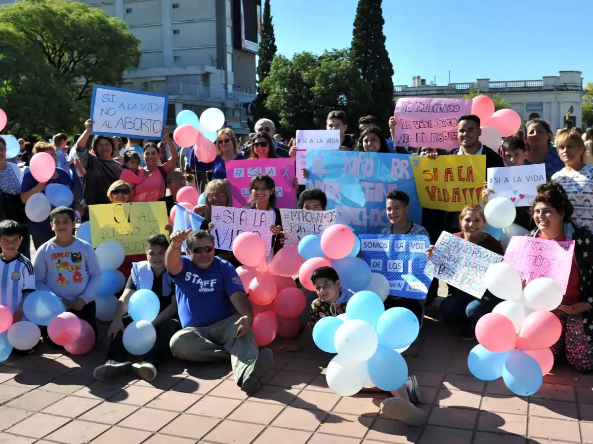 Evangelistas adhierieron a la celebración del Día del Niño por Nacer y se sumaron a la "marcha por la vida"