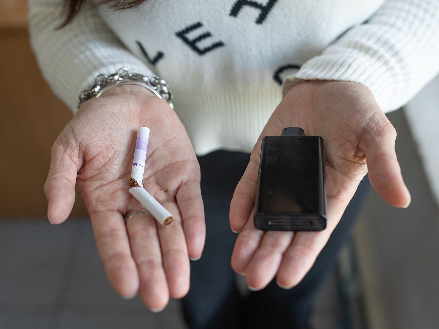 Salud advirtió sobre el consumo de cigarrillos electrónicos y sus riesgos