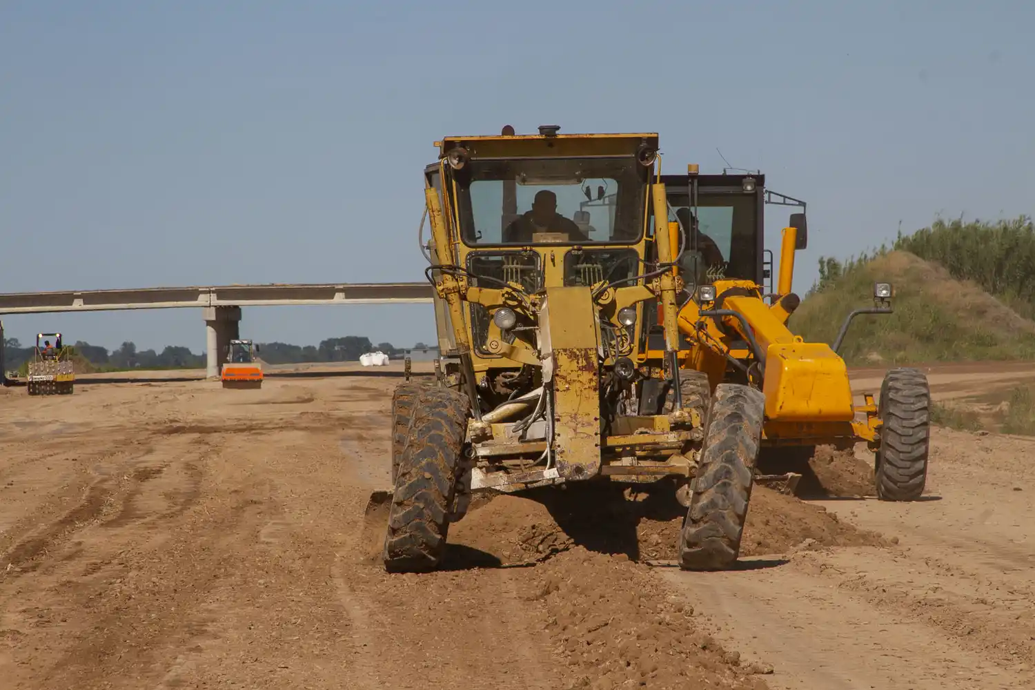 Ruta 7: Comenzó la construcción de la autopista entre Chacabuco y Carmen de Areco