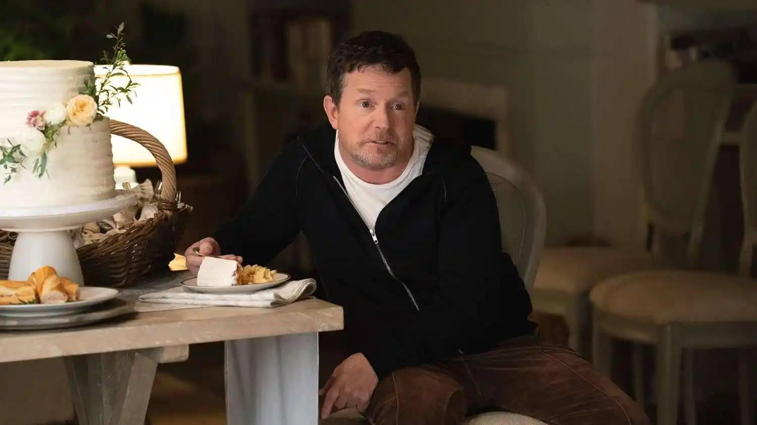 Michael J. Fox volvió a actuar tras seis años: el Parkinson, clave en su regreso a “Shrinking”