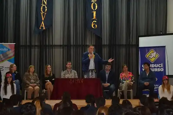 Se lanzó la segunda edición del concurso Conducí tu curso