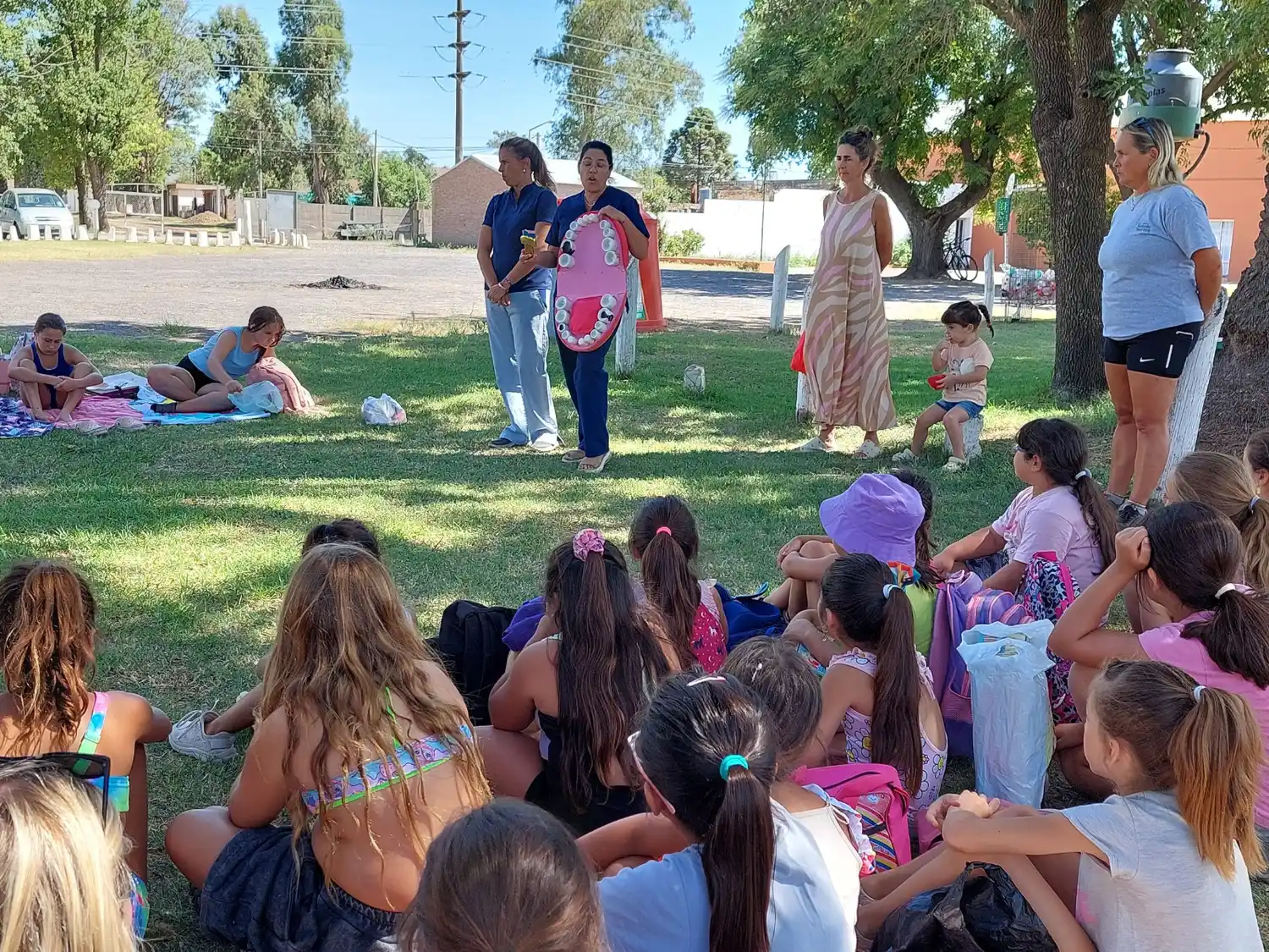 Los niños prestaron atención a todos los consejos.