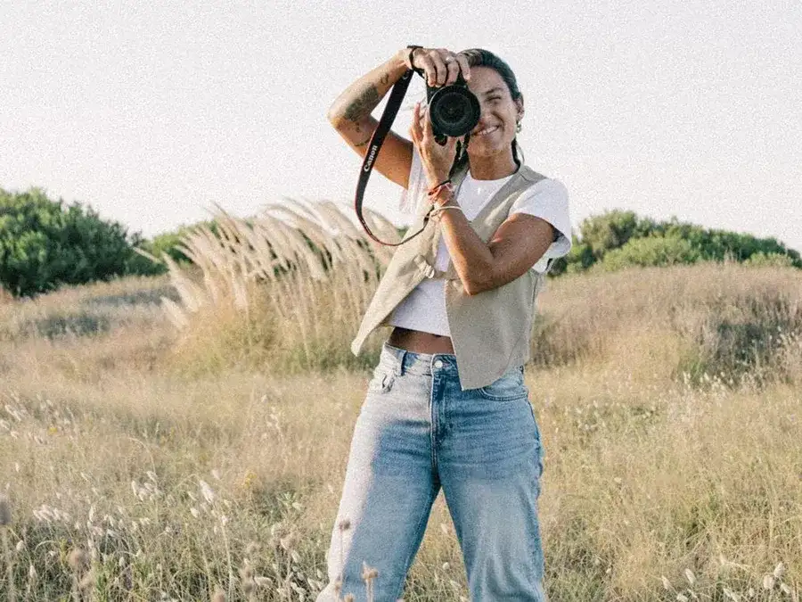 Pasión. Por la fotografía, demuestra Stefy Rizzo, un apellido de tradición en Necochea
