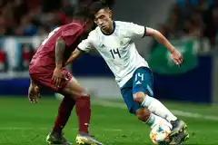 Manchester United pretende a Lisandro Martinez