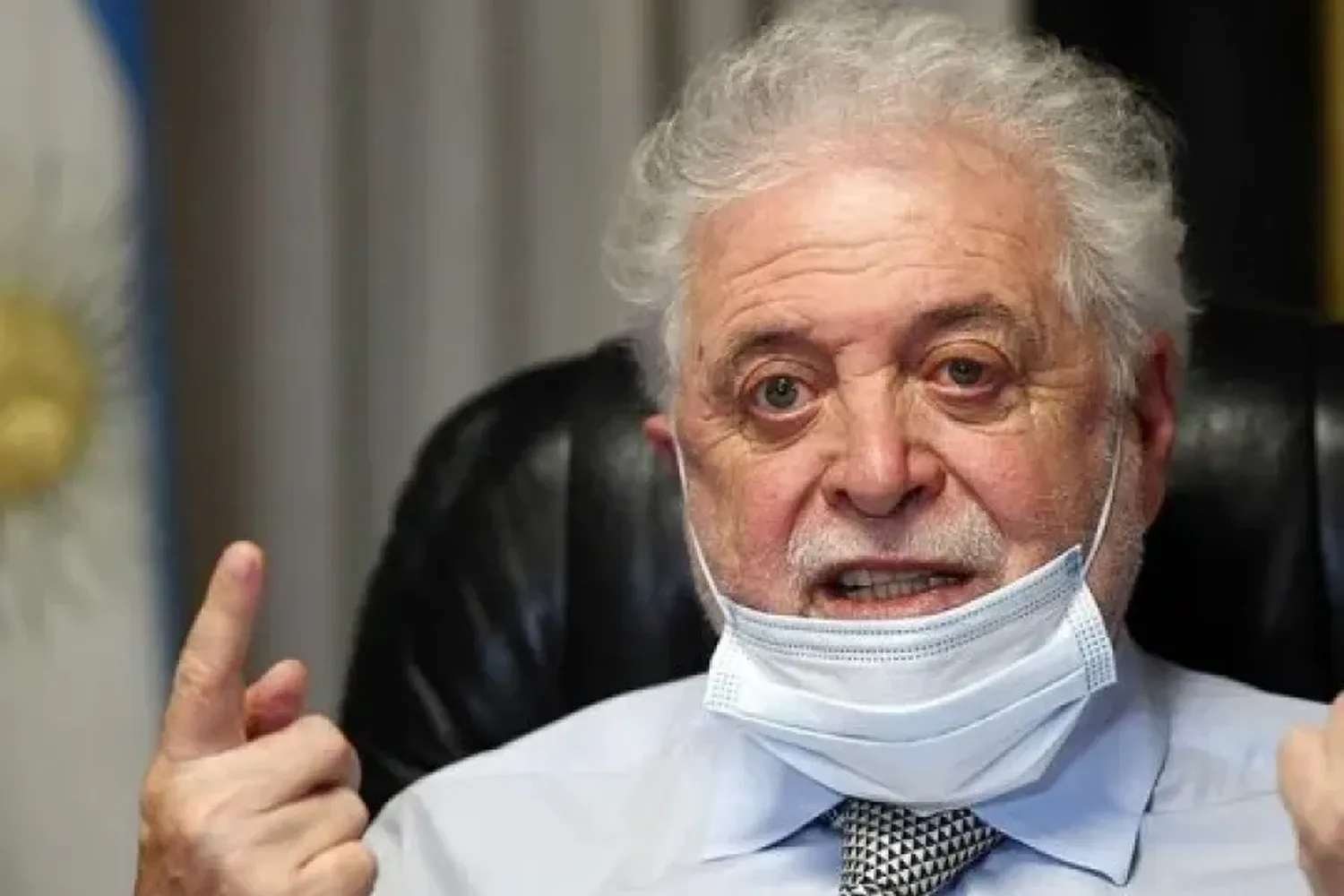 Ginés González García habló sobre la cuarentena prolongada y apuntó contra Alberto Fernández