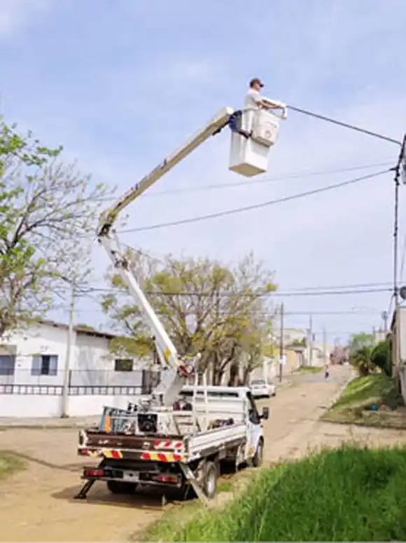 Nueva iluminación en el  barrio  Juan XXIII