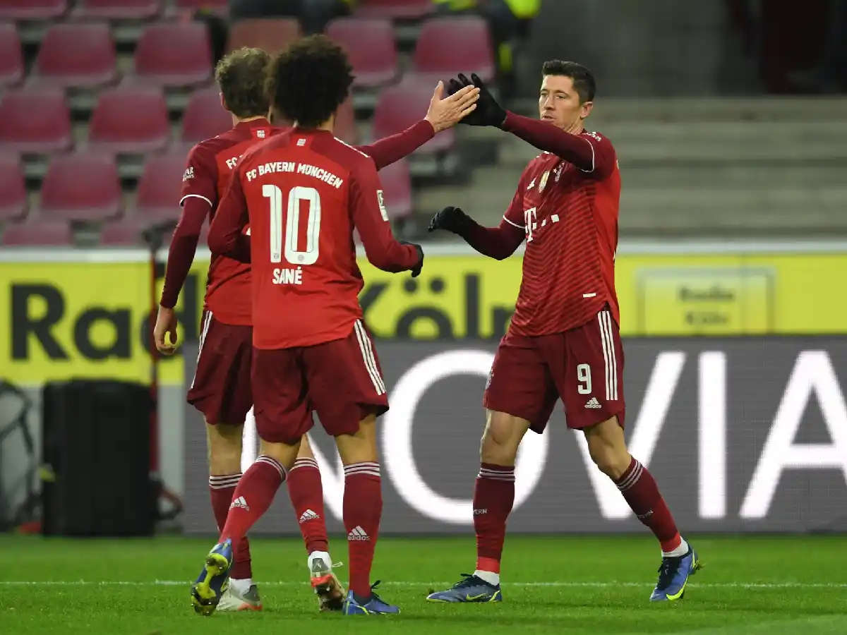 Bayern Múnich goleó de la mano de Lewandowski