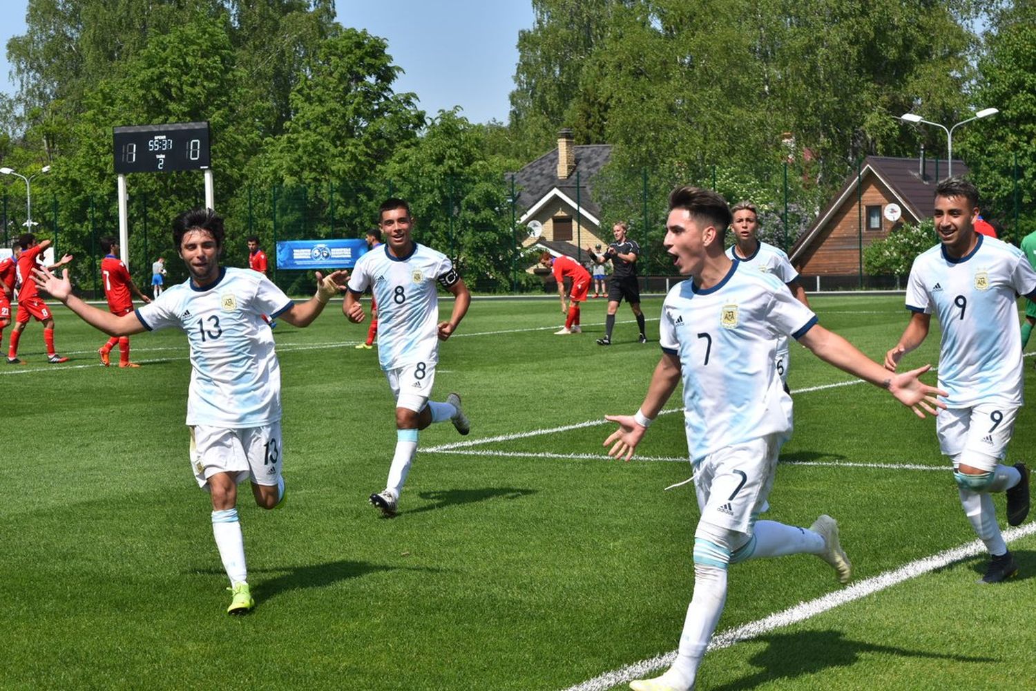 Yoel Juárez debutó con la Selección U16