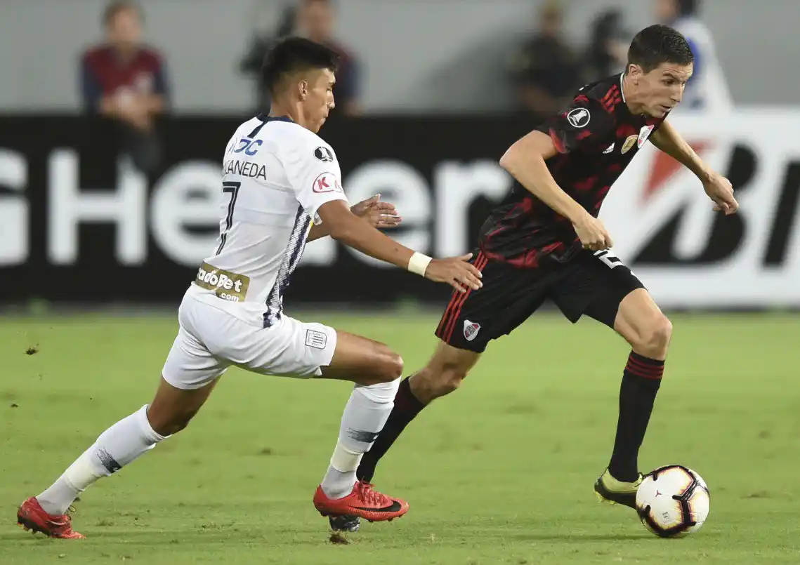 Entre buenas y malas, River sacó un punto