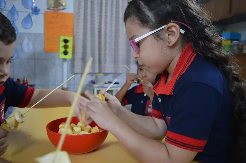 Está en marcha la convocatoria al concurso nacional “Fruteá tu escuela”