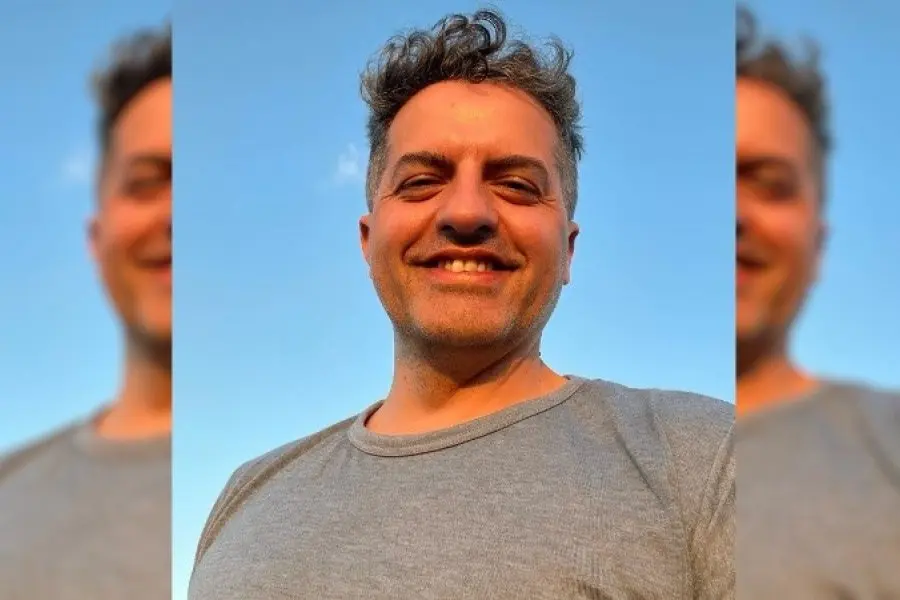 La foto de Ángel de Brito con el torso desnudo que generó revuelo en las redes