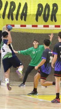 Los varones son finalistas y las mujeres van por el podio