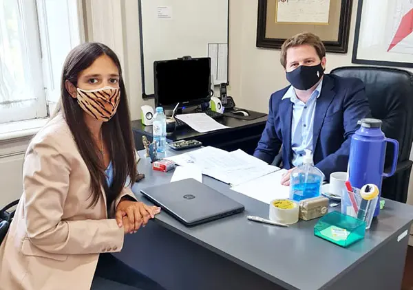Eugenia Vallota con Campbell