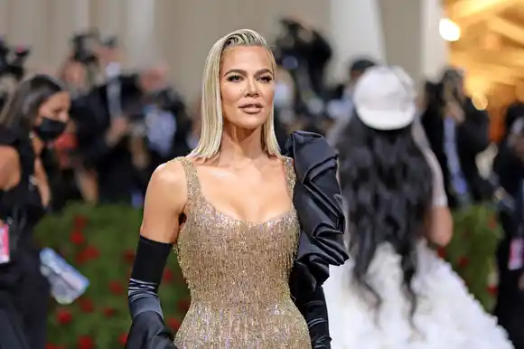 ¡ES VARÓN! Khloé Kardashian da la bienvenida a su segundo hijo con su ex Tristan Thompson