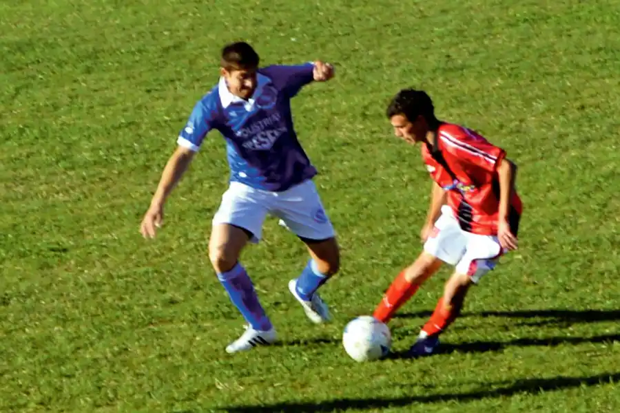 Aunque sufrió, Deportivo le ganó a Central en Urdinarrain