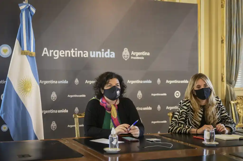 Vizzotti anunció que llegarán 861 mil vacunas Astrazeneca